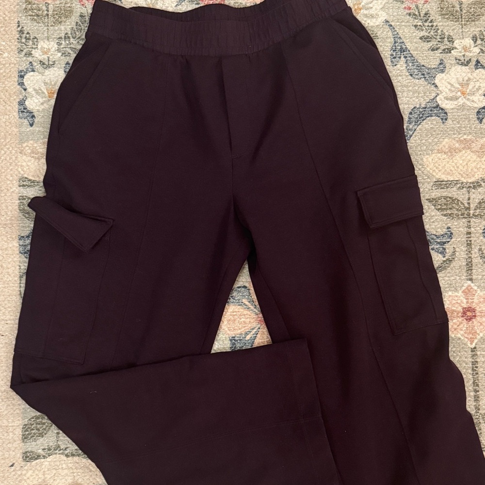 Wide Leg Cargo Sweatpants